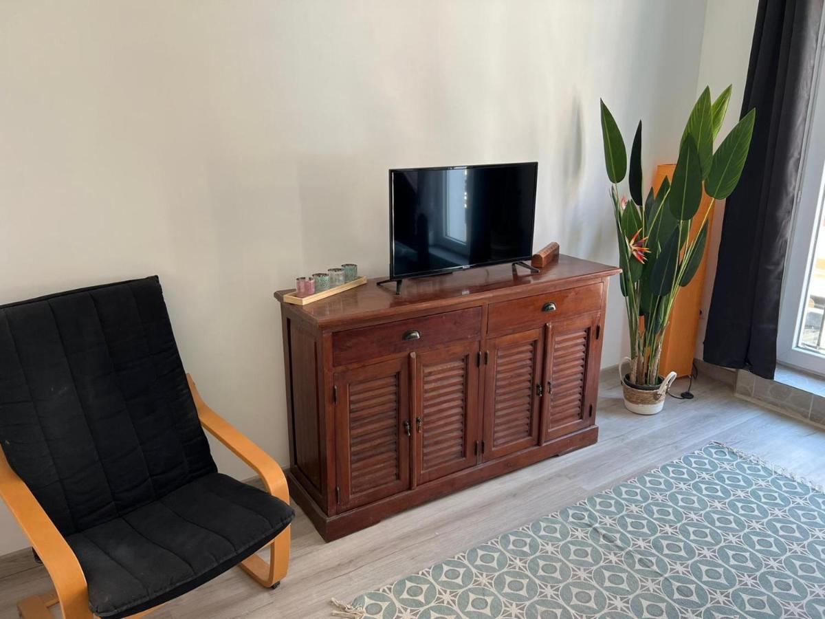 Apt A Africa, 30M2, Centre, Balcon Valenciennes Ngoại thất bức ảnh